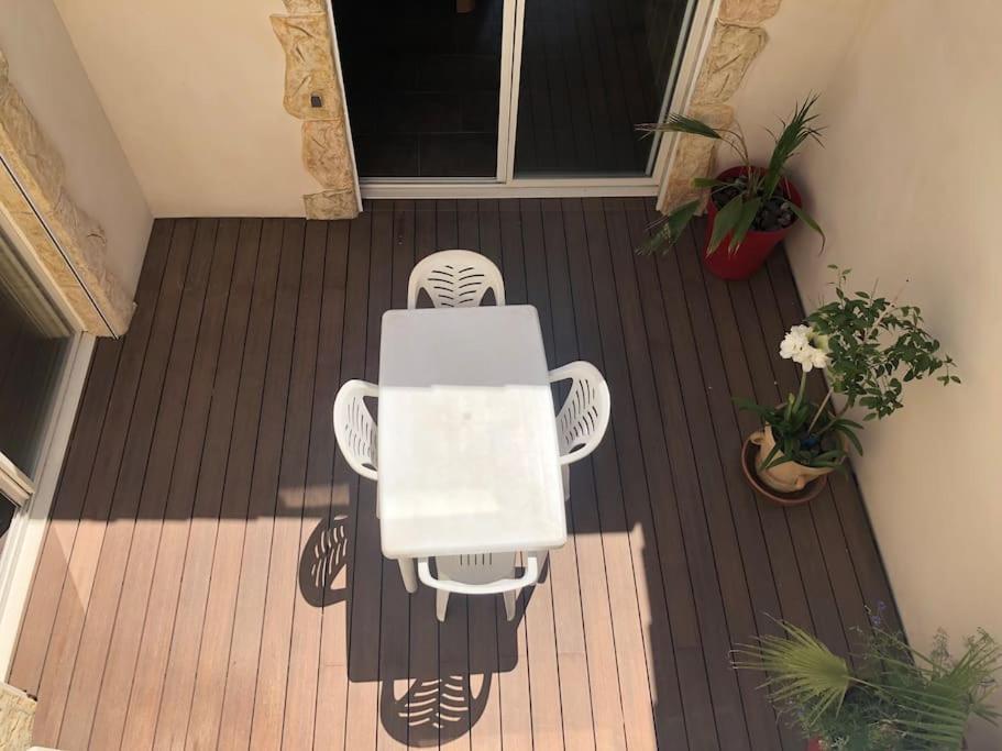 Maison De Village Avec Patio Bessan Dış mekan fotoğraf
